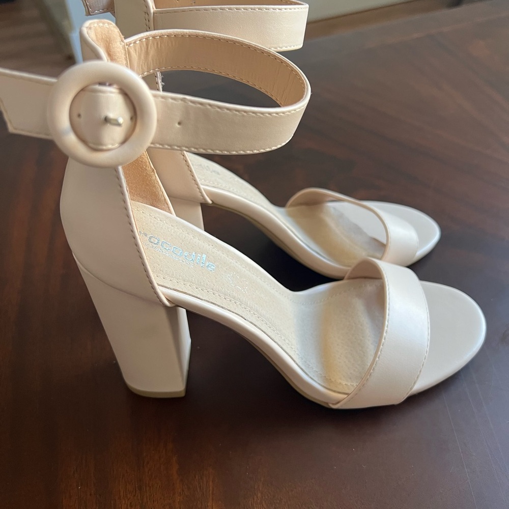 Chic Nude Strappy Heels